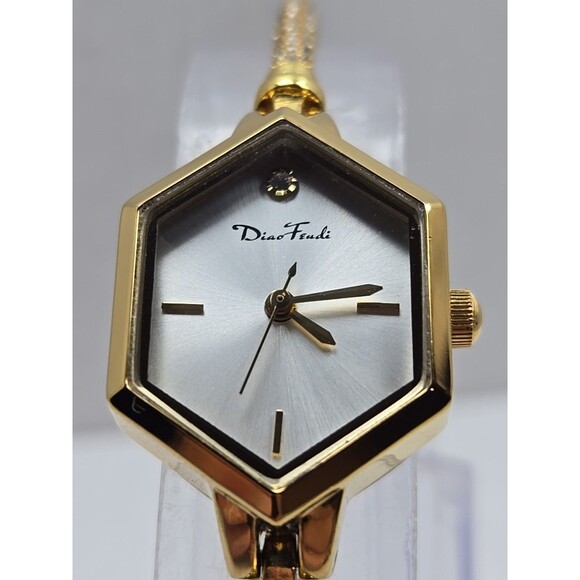 Diao Feudi Womens Hexagonal Bracelet Watch Gold Tone Crystals Dainty New Battery - Picture 4 of 11